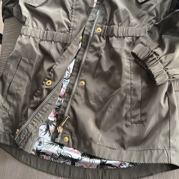 Limited Too Girl’s Size M10/12 Olive Green Lightweight Casual Jacket Zip Up NWOT - Picture 12 of 12